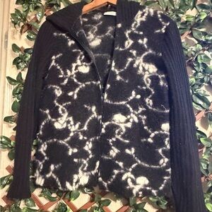 Nara Maglie  Black/White Wool Women's Sweater with Hoodie Women’s Large